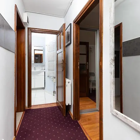 Sunny By Renters *